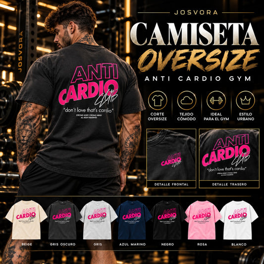 Camiseta oversize Anti Cardio Gym negra con estampado rosa, modelo tatuado