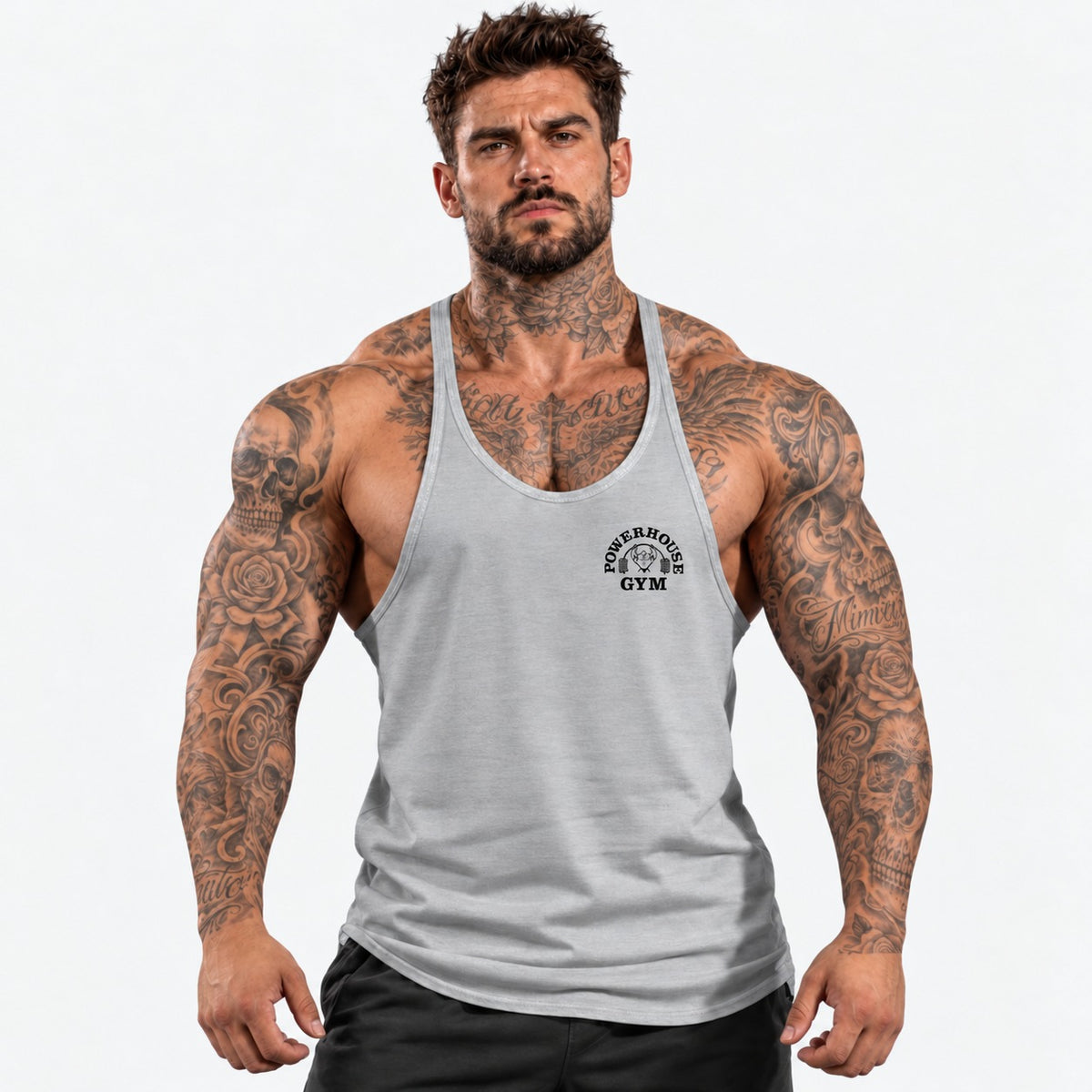 Camiseta de tirantes Gris/negro/logo pequeño con el mismo modelo tatuado